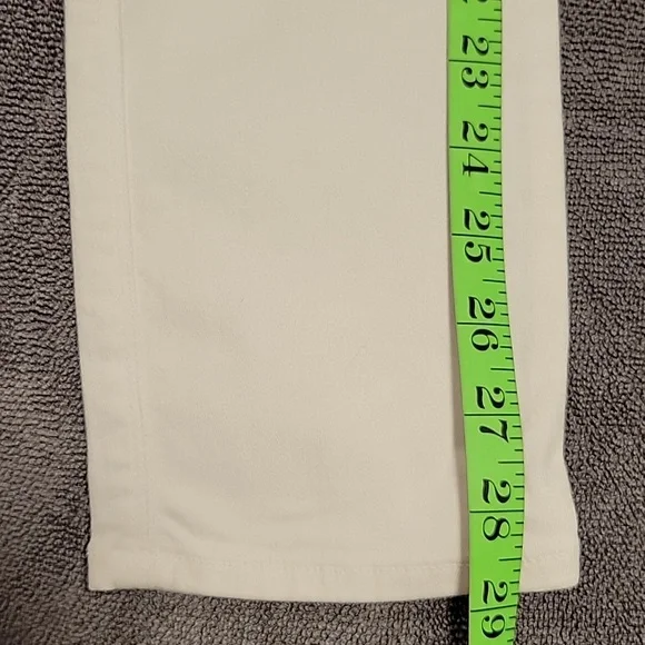 Frame Denim, "Le High Skinny" White Jeans - Picture 6 of 17